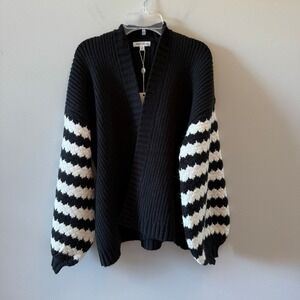🖤🤍 NWT Mary Square Black & White Cardigan – Puff Sleeves – Size S/M 🖤🤍